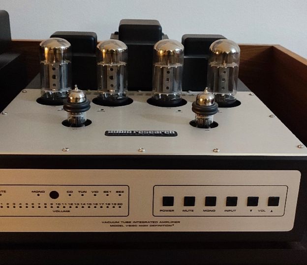 Audio Research VSI 60 - 2500 integrated amplifier  			