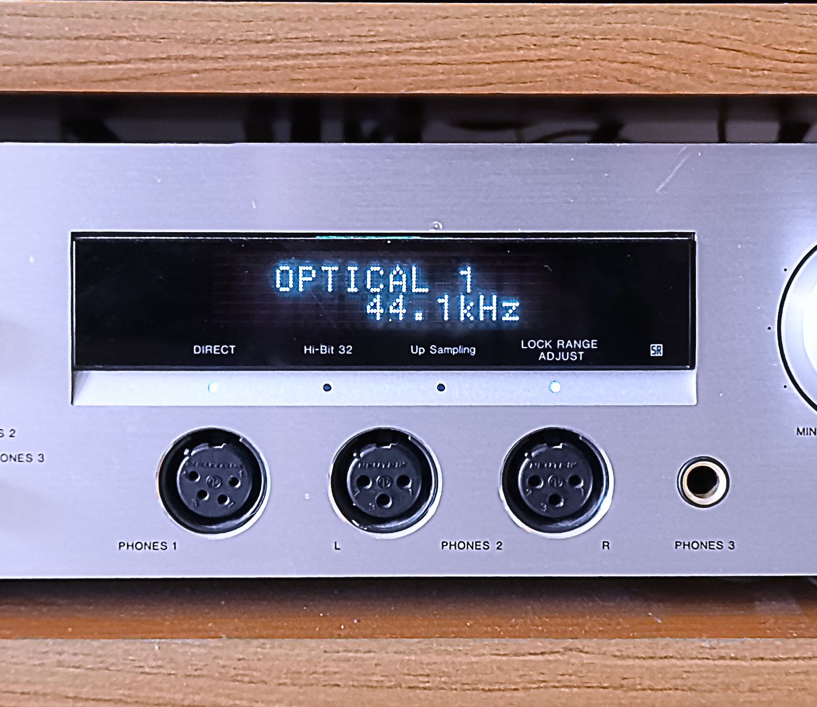 Pionner U05 S face avant optique 02